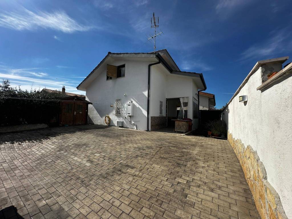 Villa a Ardea in Via Pisa, 130 - Foto 3