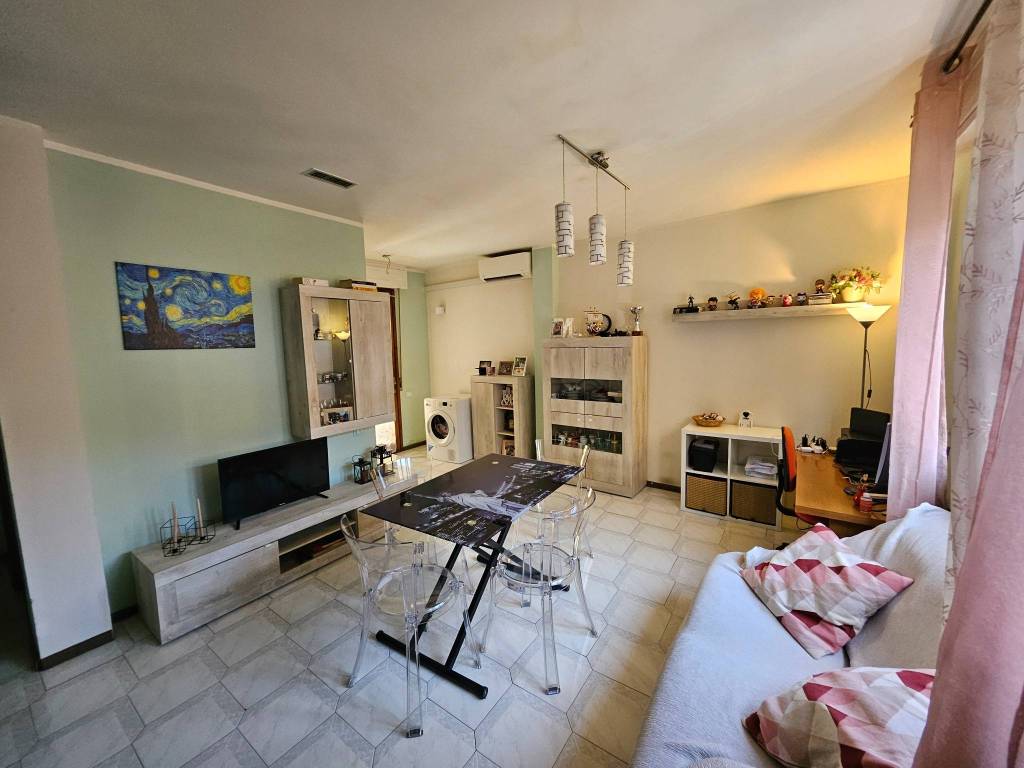 Casa indipendente a Quartu sant'elena in Via Alghero, 7 - Foto 3