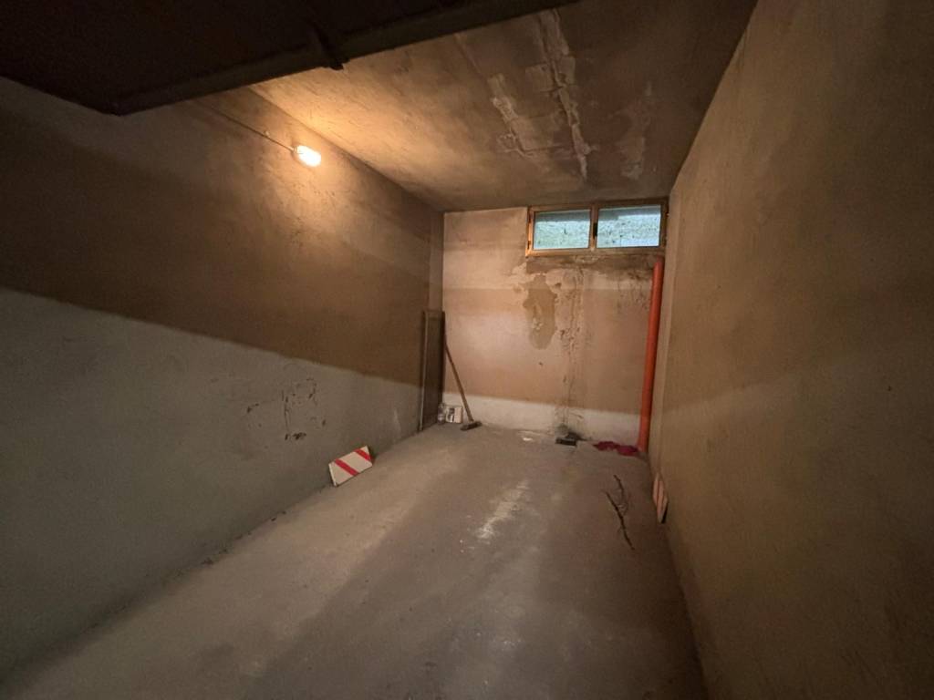 Box / garage a Asti in Via Duca d'Aosta, 62 - Foto 5