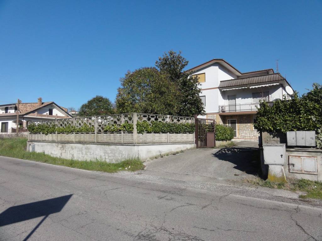 Villa a Ceccano in Via San Francesco d'Assisi, 179 - Foto 5
