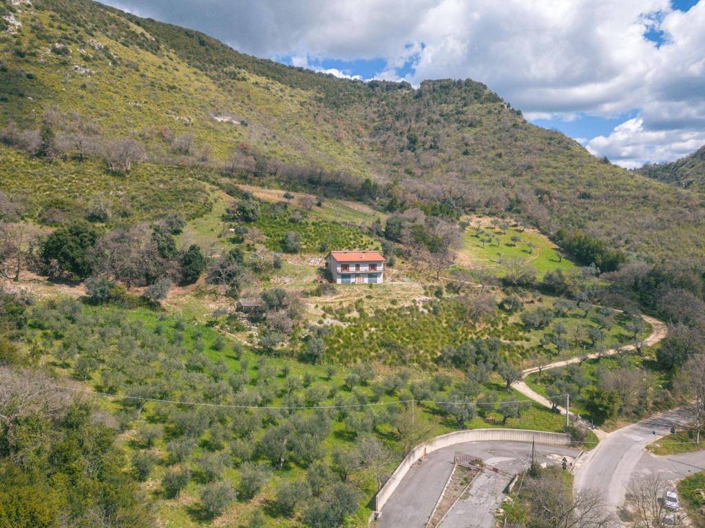 Villa a Montopoli di sabina in Via Romana - Foto 4