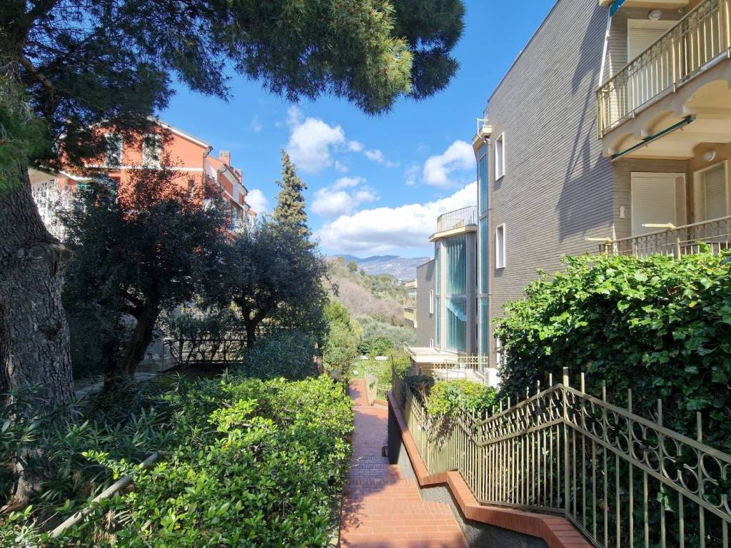 Appartamento a Pietra ligure in Via Piave, 36 - Foto 2