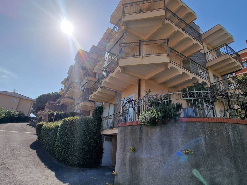 Appartamento a Pietra ligure in Via Piave, 36 - Foto 4