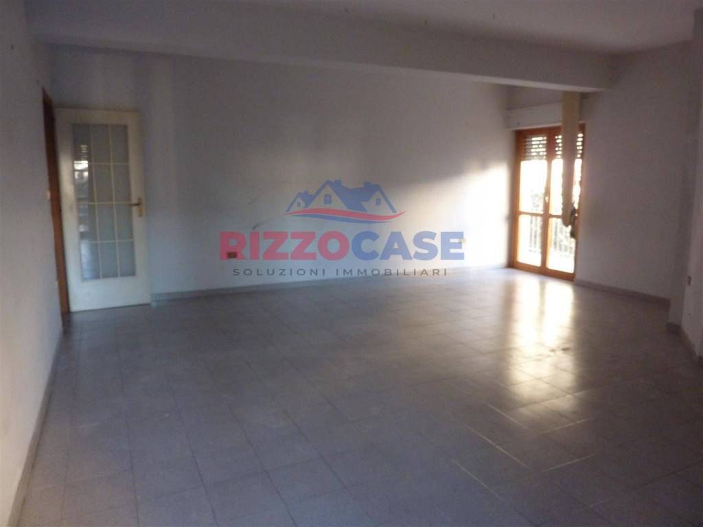Appartamento a Corigliano-rossano in Largo Firenze - Foto 2