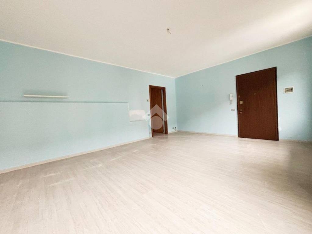 Appartamento a Gerenzano in VIA FAGNANI, 33 - Foto 4