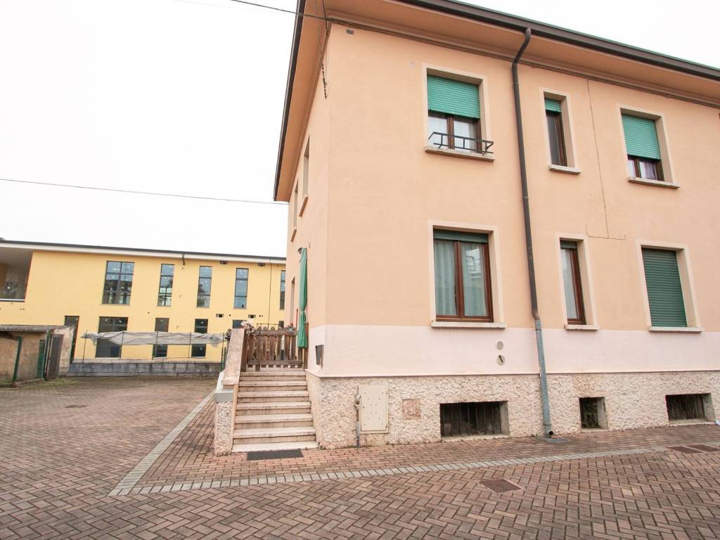 Appartamento a Villafranca di verona in Viale Europa, 32 - Foto 3