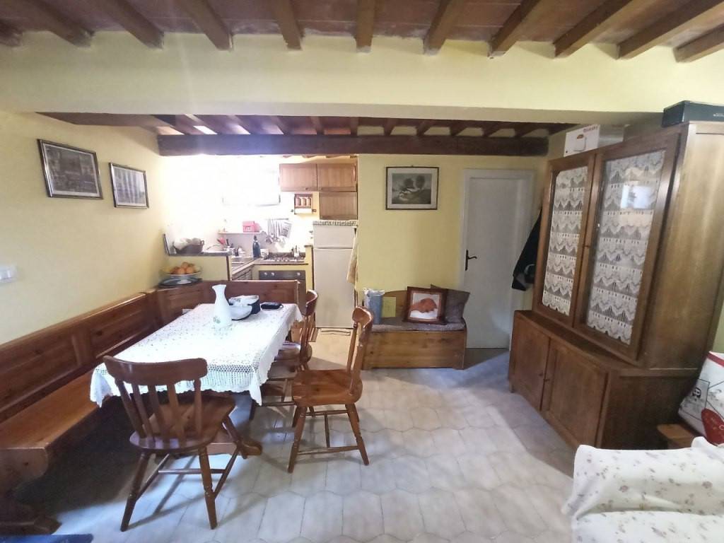 Casa indipendente a Castiglione del lago in Via Roma - Foto 4