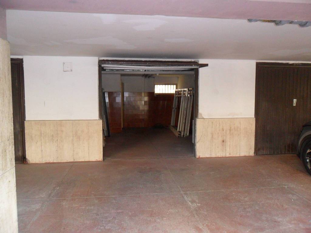 Box / garage a Bari in Via Martiri d'Avola - Foto 3