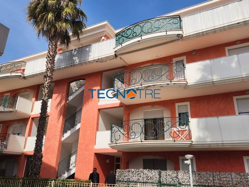 Attico / mansarda a Martinsicuro in Via Sergio Turone, 15 - Foto 2