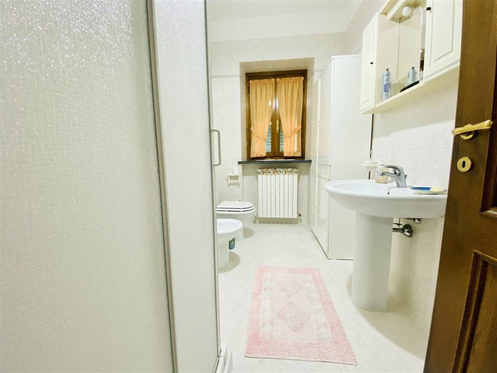 Casa indipendente a Porcari in Via Giuseppe Lazzareschi - Foto 5