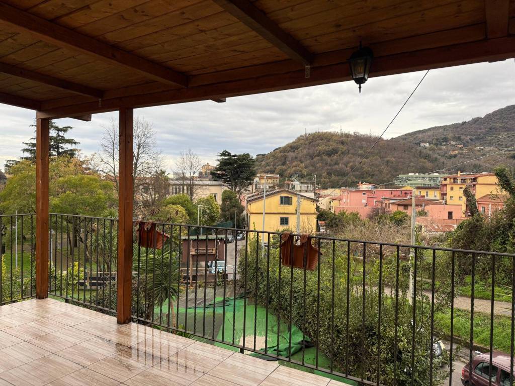 Immobile a Salerno in Via Francesco Spirito - Foto 2