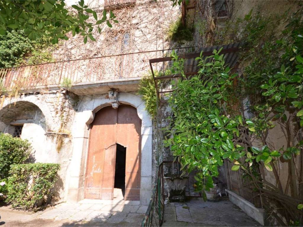 Palazzo / stabile a Forino in Via Gennaro Siniscalchi - Foto 4