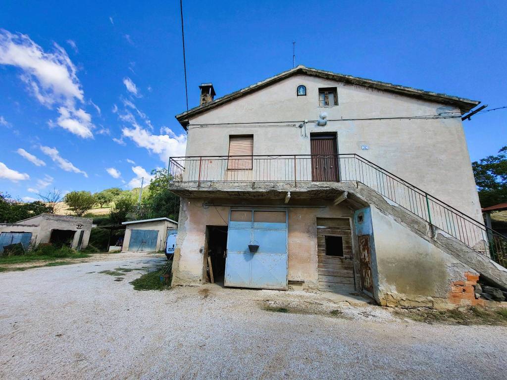 Rustico / casale a Potenza picena in Contrada San Paterniano - Foto 2