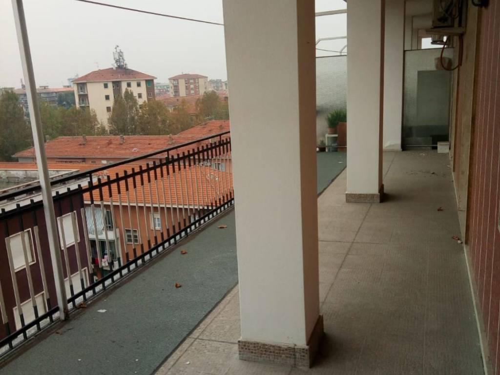 Appartamento a Alessandria in Via Luigi Testore - Foto 2