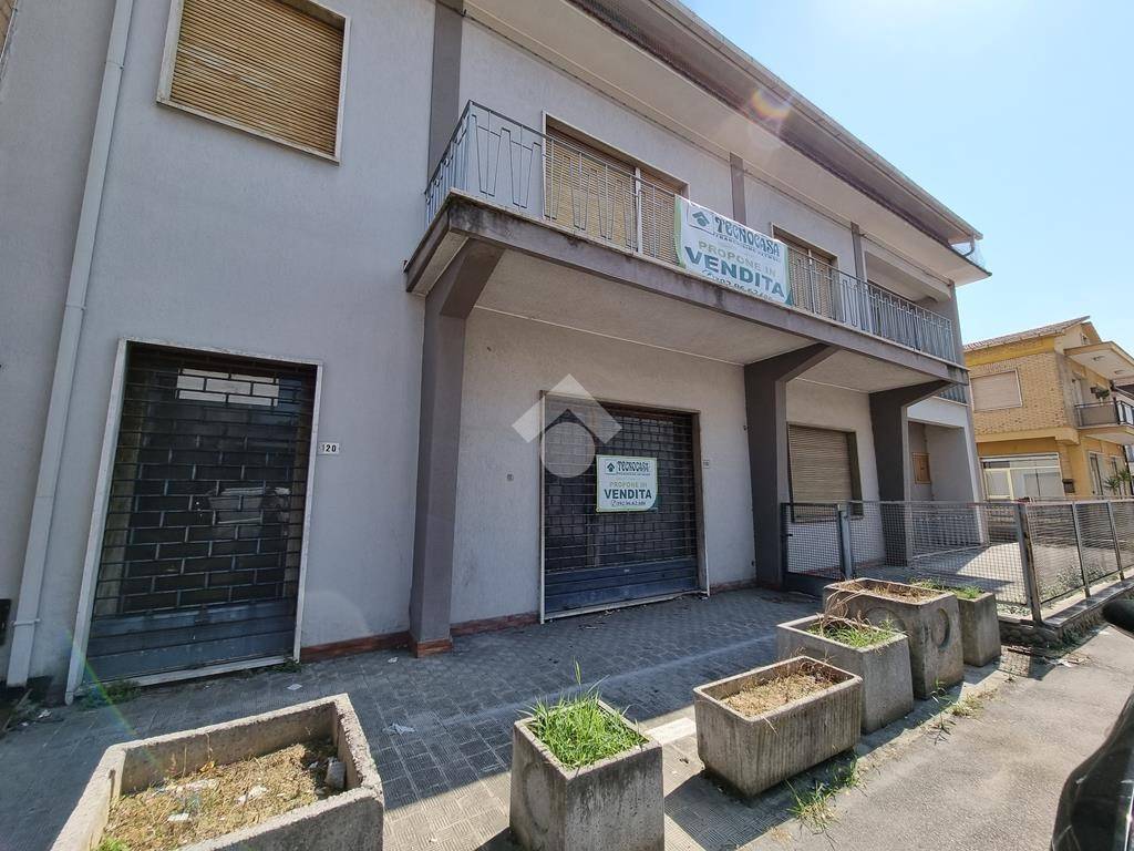 Palazzo / stabile a Castellalto in Via Francesco Crispi, 1 - Foto 3