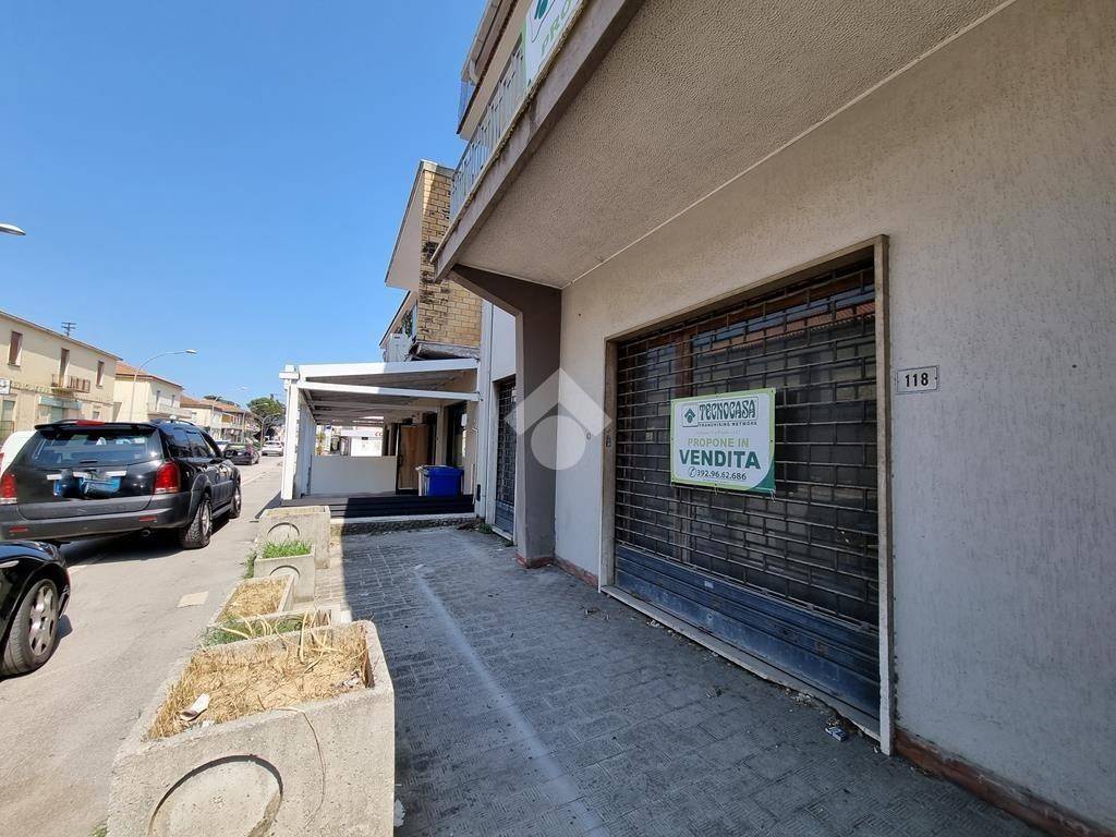 Palazzo / stabile a Castellalto in Via Francesco Crispi, 1 - Foto 4