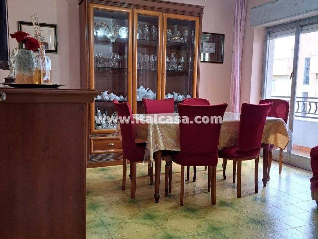Appartamento a Crotone in Via dei Normanni - Foto 4