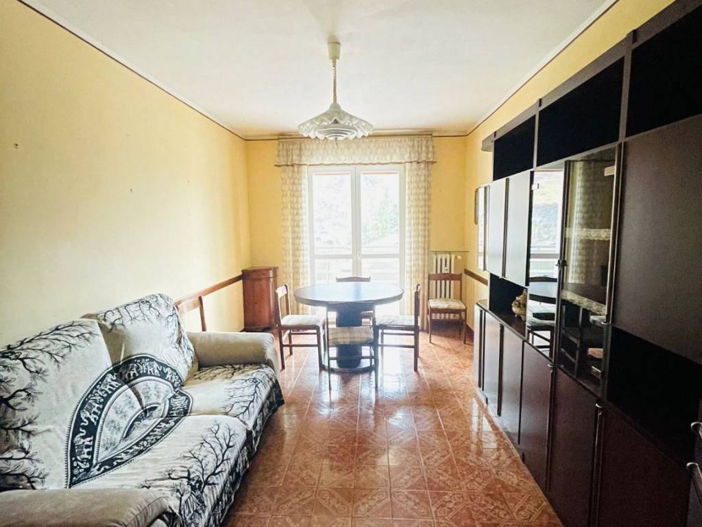 Appartamento a Vernante in Piazza Vermenagna, 7 - Foto 4