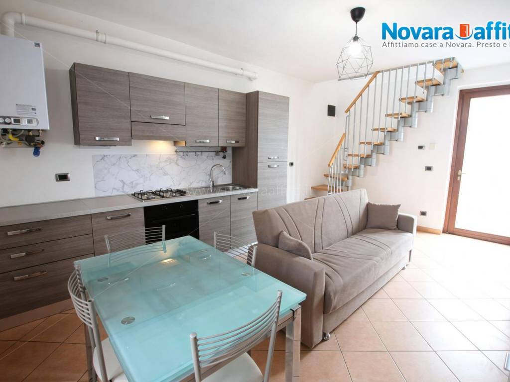 Appartamento a Galliate in Viale Beato Quagliotti - Foto 2