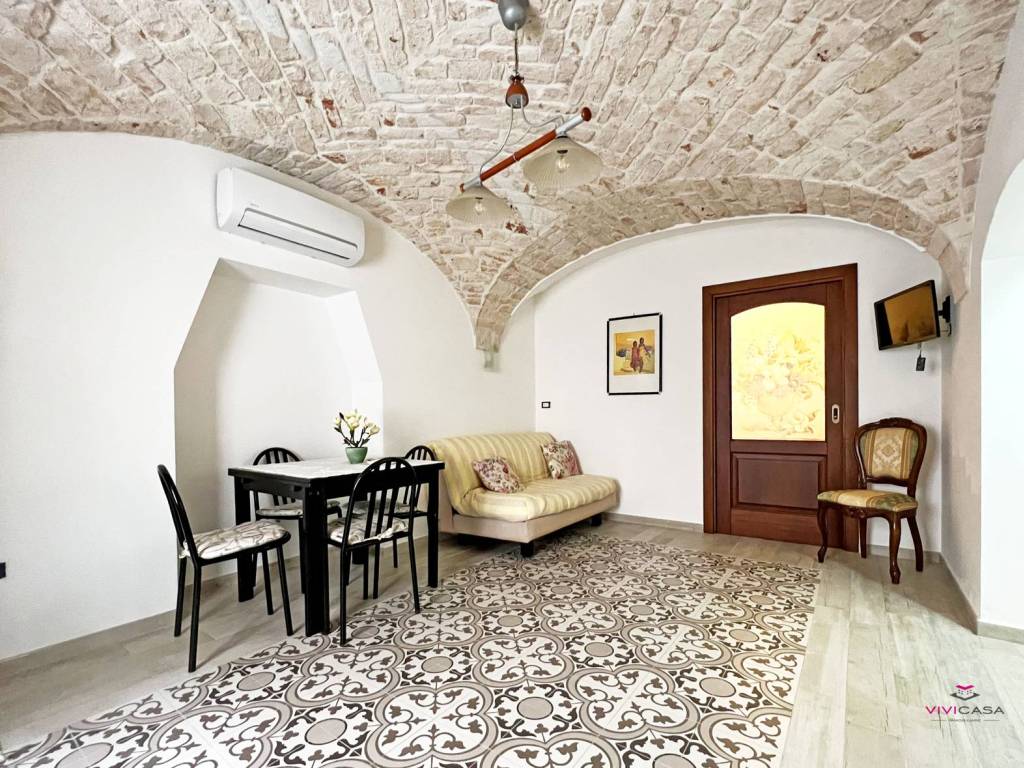 Loft / open space a Putignano in Via Dante Alighieri, 14 - Foto 4