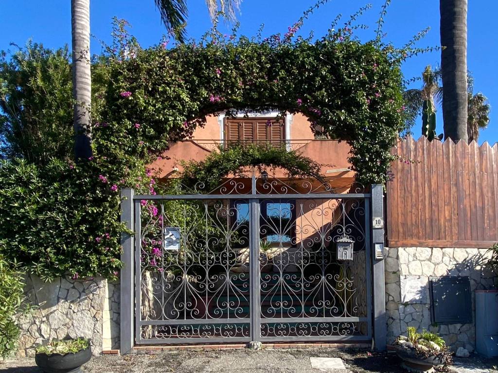 Villa a Taormina in Via degli Ulivi - Foto 4