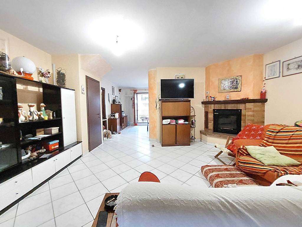 Villa a Ortezzano in Via Giacomo Leopardi, 8 - Foto 2