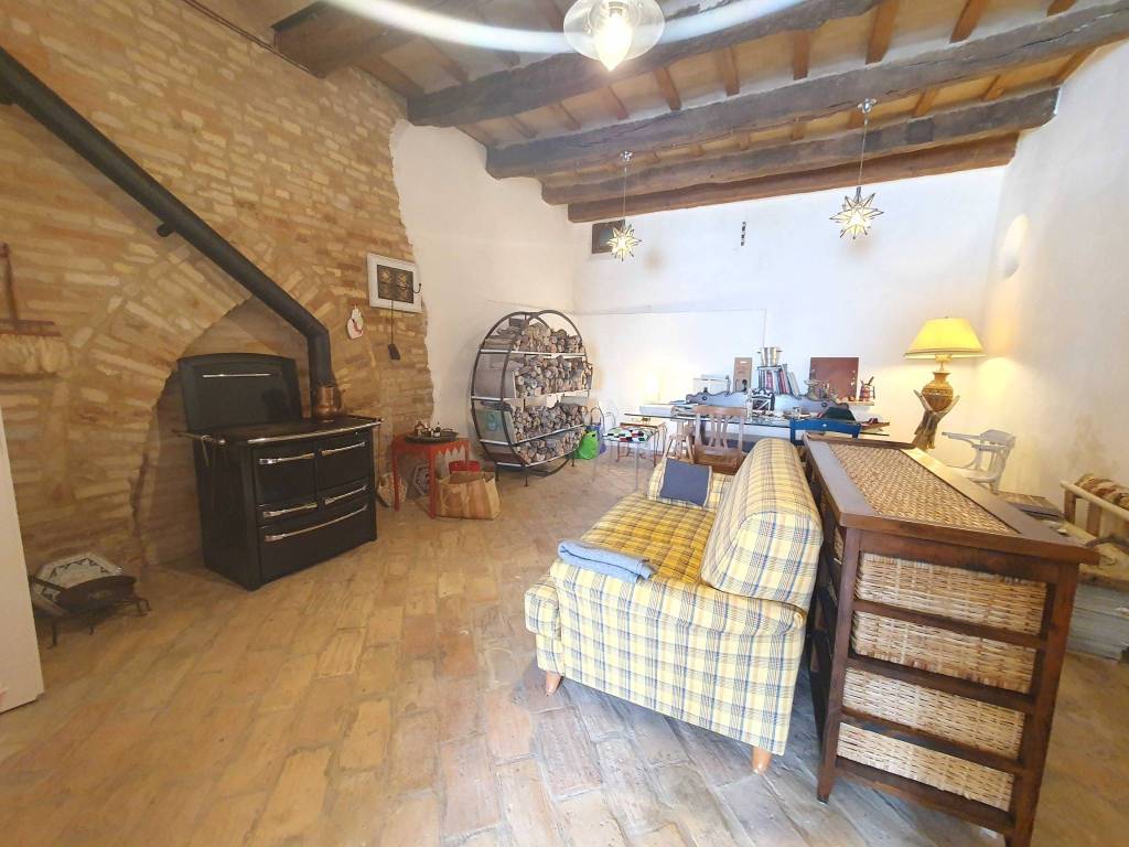 Casa indipendente a Montegranaro in Via S. Ugo - Foto 5