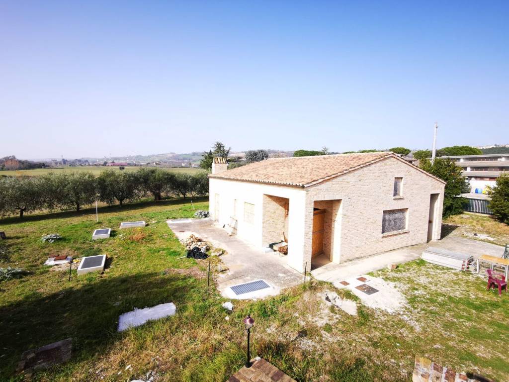 Villa a Fermo in Via L. Quintiliani - Foto 3