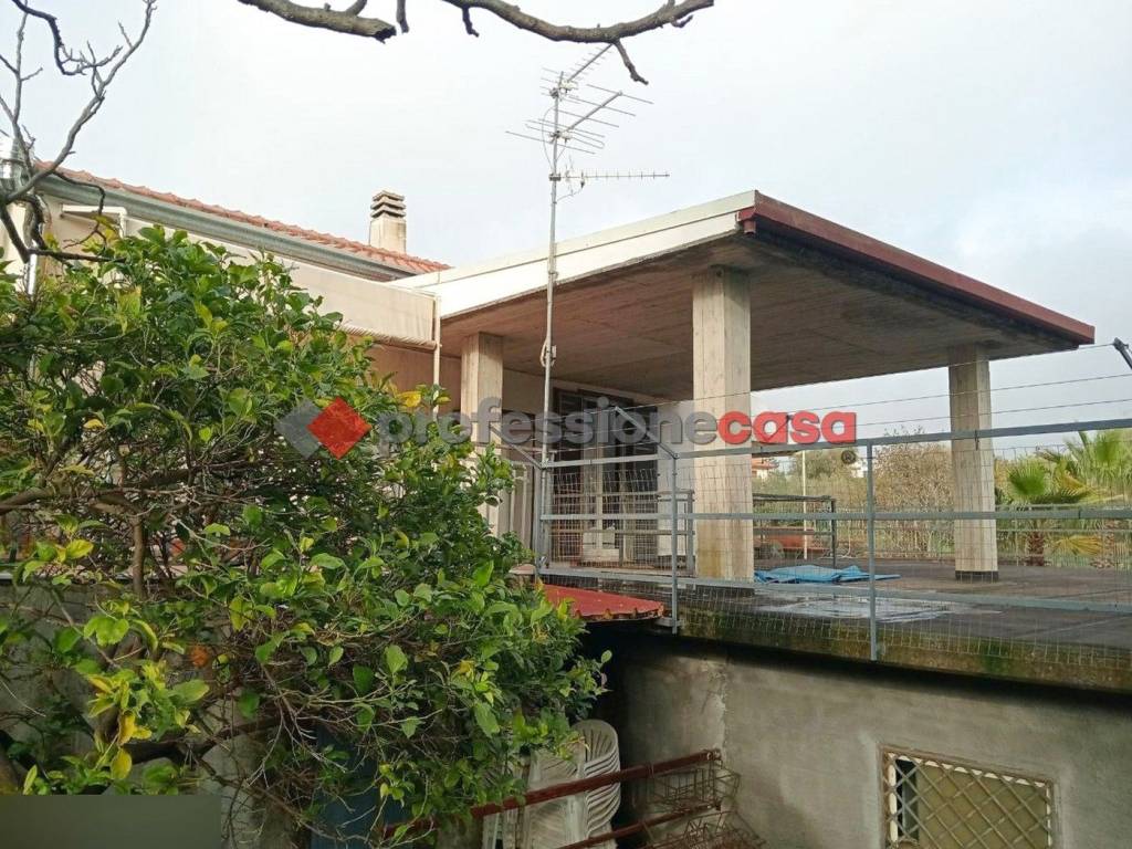 Villa a San giovanni la punta in Via Alcaloro, 63 - Foto 5