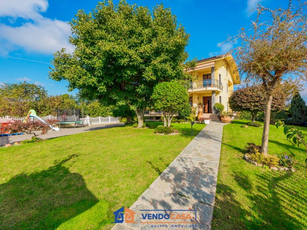 Villa a Cuneo in Via Barolo, 14 - Foto 2
