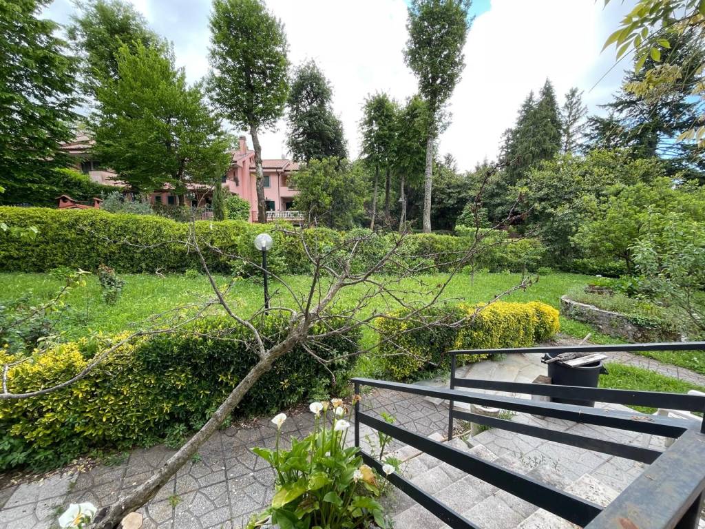 Villa a Ariccia in Via delle Cerquette, 106 - Foto 2