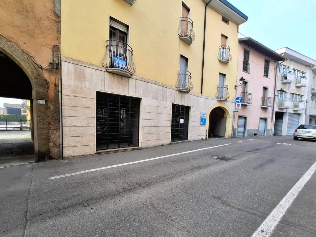 Immobile a Osio sotto in VIA DANTE ALIGHIERI, 0 - Foto 2