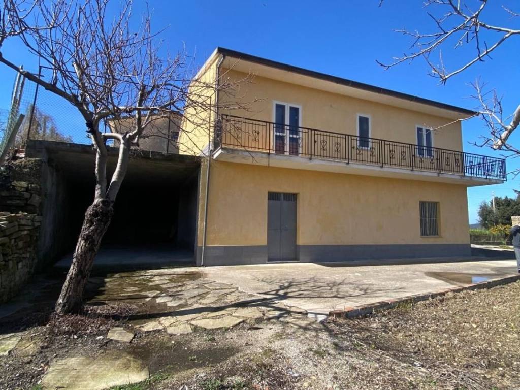 Villa a Perdifumo in Contrada Noce Alta - Foto 3