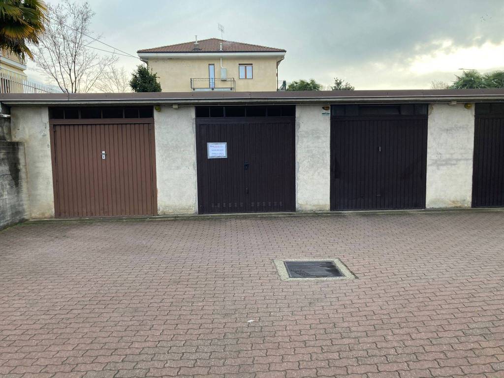 Box / garage a Busca in Corso 25 Aprile, 33 - Foto 4