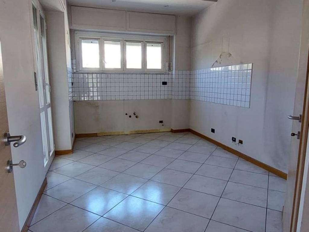 Appartamento a Asti in VIALE PARTIGIANI - Foto 4