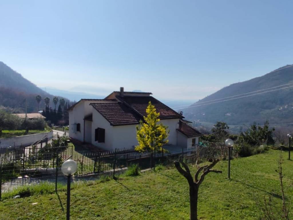 Casa indipendente a Sant'elia fiumerapido in Via Casette - Foto 3