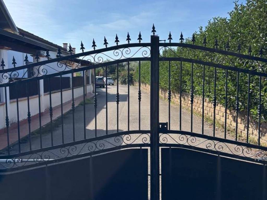 Villa a Terracina in Via Ceccaccio, 91 - Foto 5
