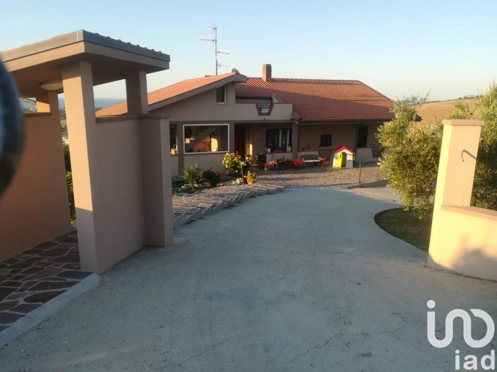 Villa a Pineto in LocalitÃ colle morino - Foto 4