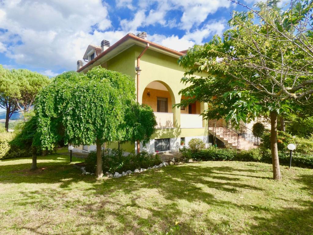 Appartamento a Fabriano in VIA SERRALOGGIA - Foto 3