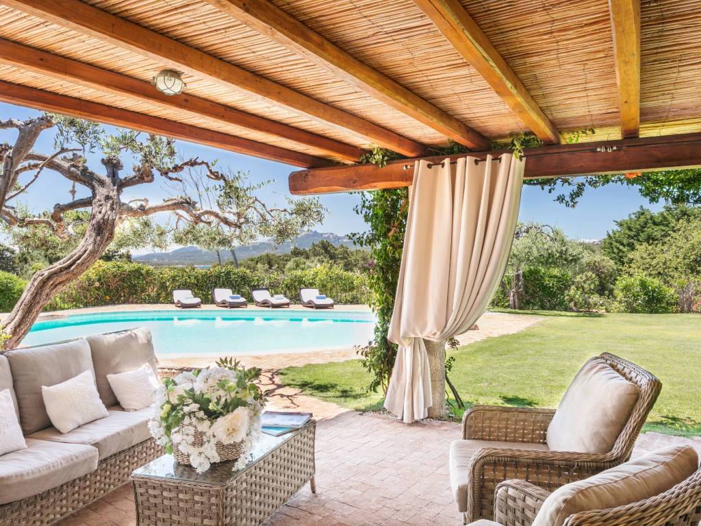 Villa a Arzachena in La Celvia - Porto Cervo - Foto 2