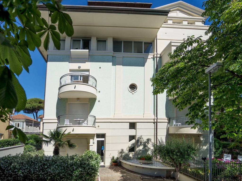 Appartamento a Riccione in Viale Giordano Bruno - Foto 2