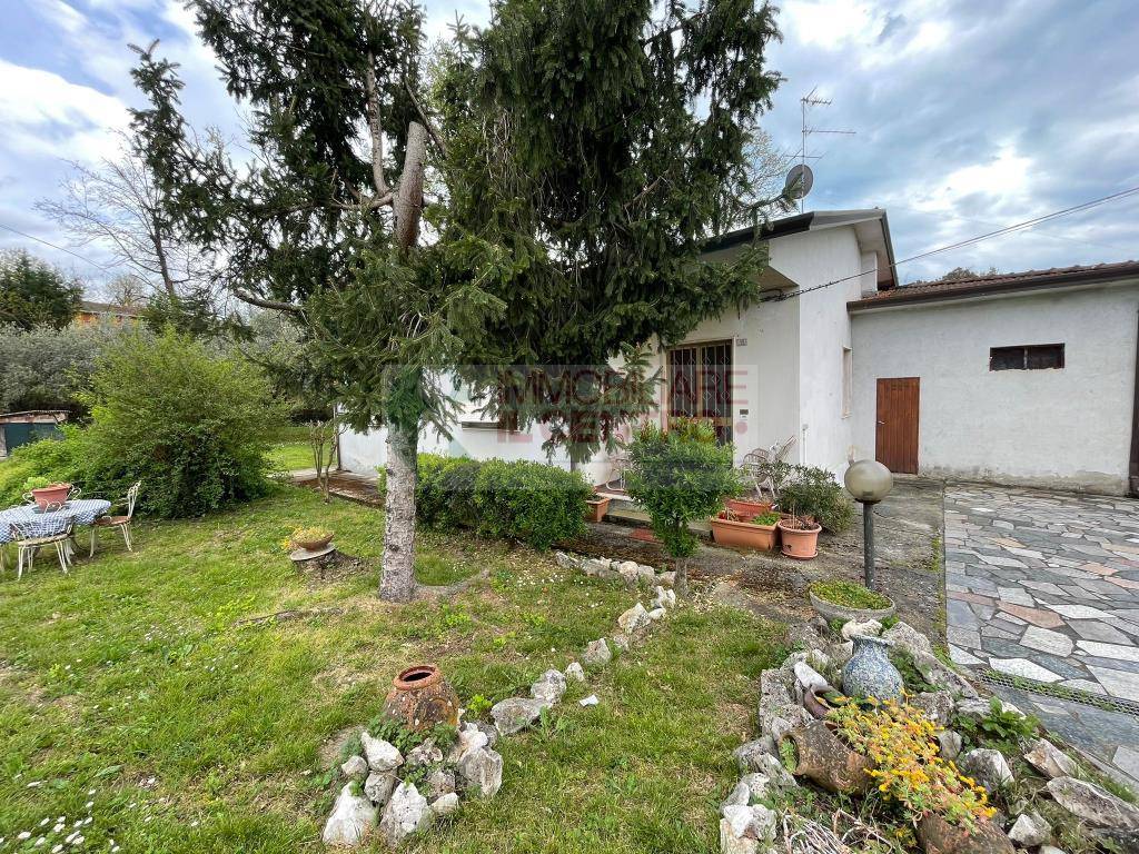 Casa indipendente a Castelnuovo magra - Foto 3