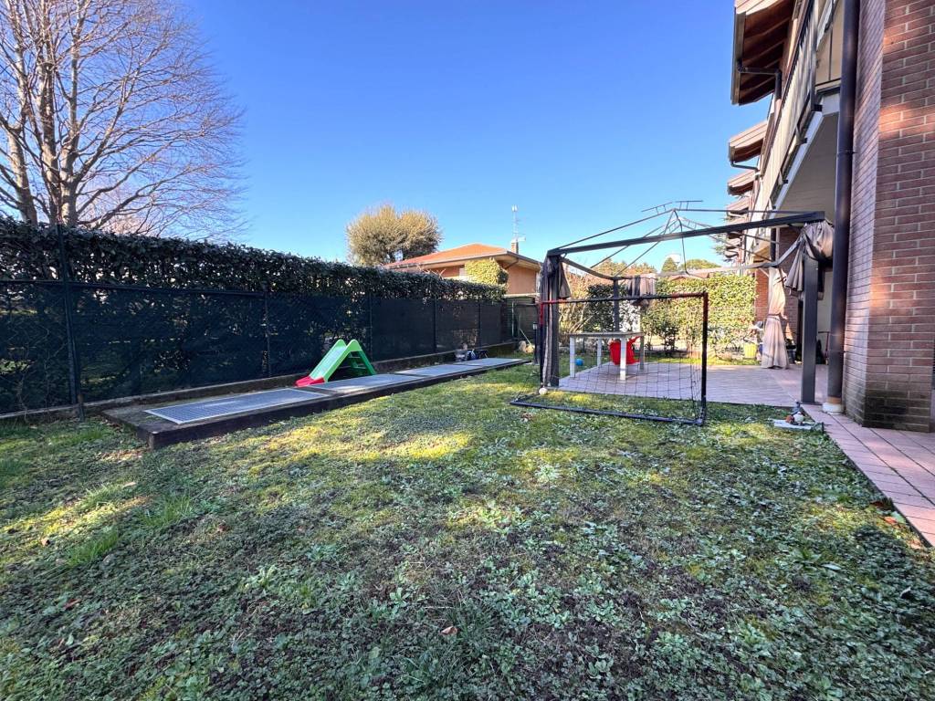 Appartamento a Albizzate in Via D. Carabelli, 47 - Foto 5