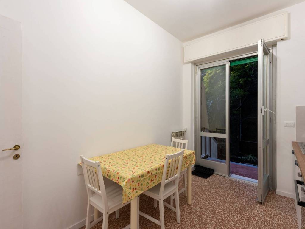 Appartamento a Genova in Via Pietro Paleocapa, 22 - Foto 5
