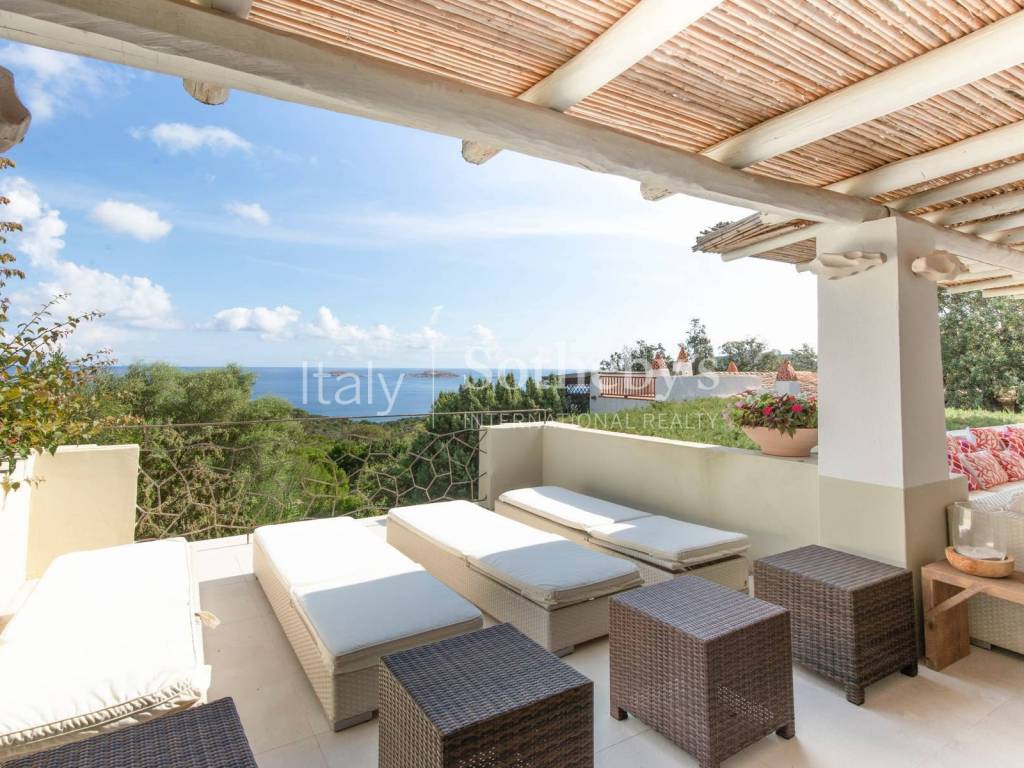 Villa a Arzachena in Loc. Pantogia Via della pernice - Foto 2