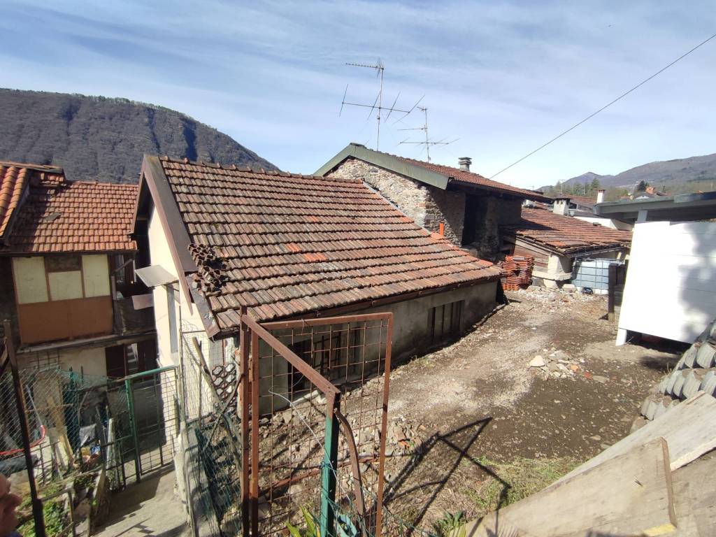 Appartamento a Verbania in Via San Gaudenzio, 5 - Foto 3