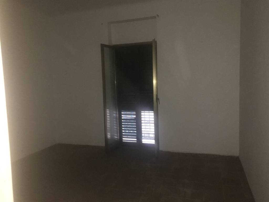 Appartamento a Taranto in VIA PELUSO - Foto 4