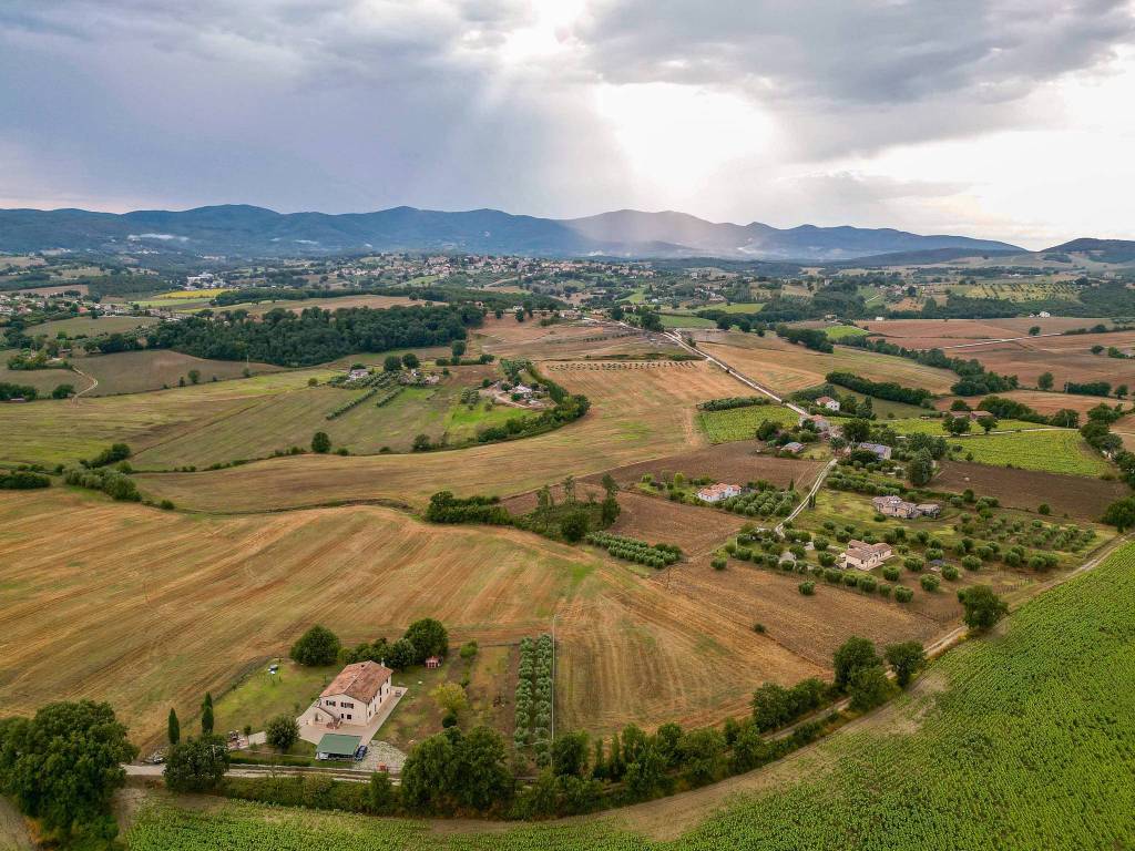 Rustico / casale a Montecastrilli in Vocabolo Torre Alta - Foto 4