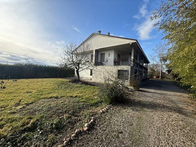 Villa a Alessandria - Foto 2