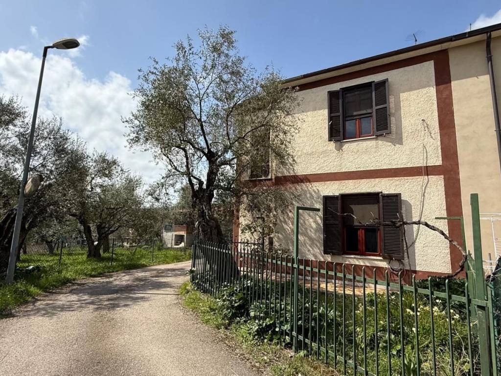 Casa indipendente a Monte san giovanni campano in Via Vaglie San Nicola - Foto 2
